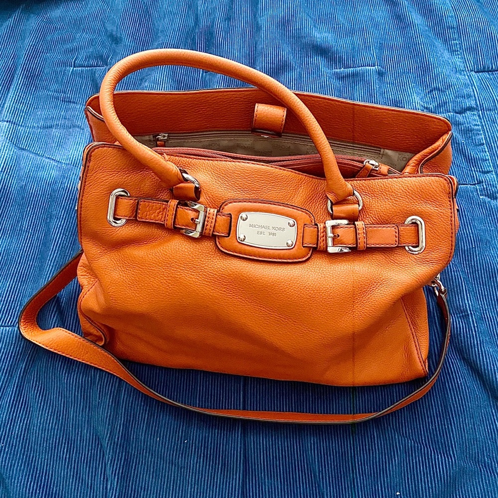 Michael Kors luxurious/casual bag ✨